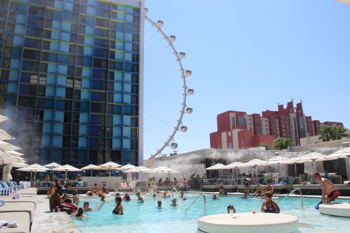 It's hard to miss the 550-foot High Roller in Las Vegas, especially if you're staying at The LINQ Hotel and Casino.
